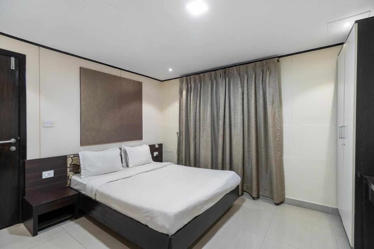 Capital O 47539Capital O Umbergaon Club Hotel Umargām Eksteriør billede